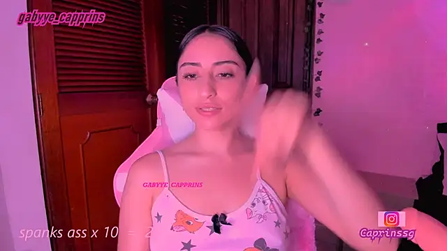 gabyye_capprins's cam snapshot