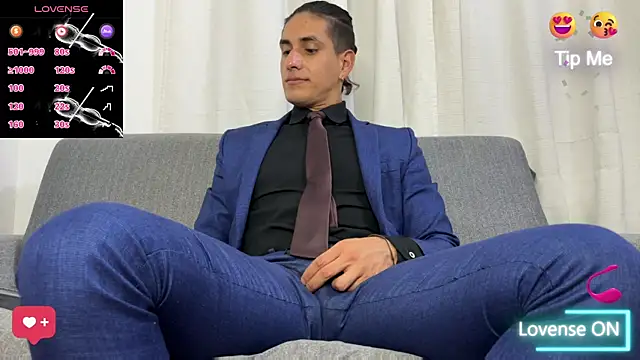 Tom_blunt96 live sex cam