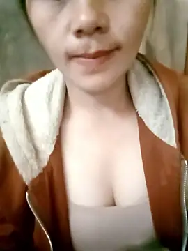 DIANAKUTE live sex cam