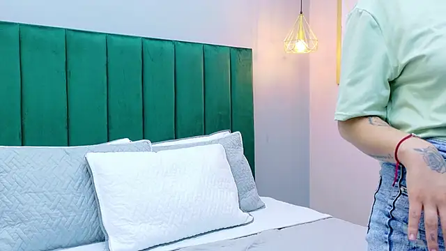 Ashley_Evans22's cam snapshot