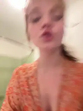 Cutiepiespanks live sex cam