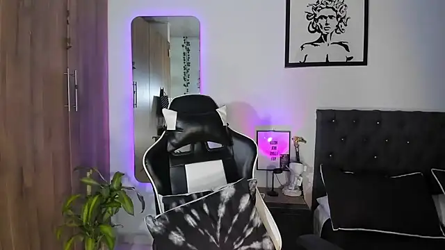 AlanNaughty live sex cam