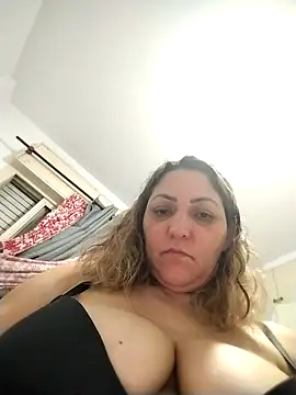 Lunita86 live sex cam