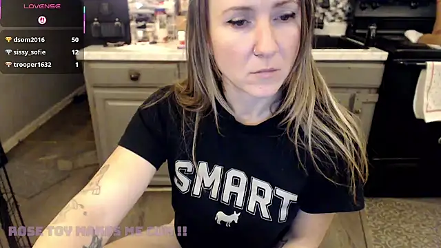 alluringpixie's cam snapshot