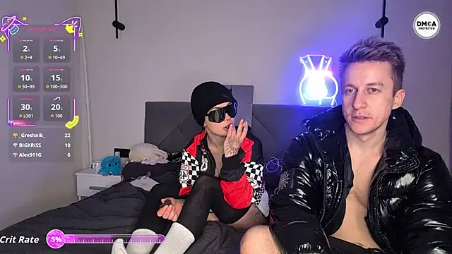 Grotesk_Couple's cam snapshot