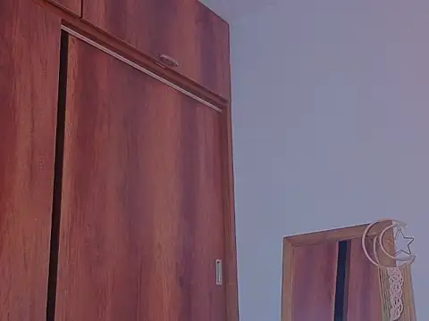 Alice-Benette's cam snapshot