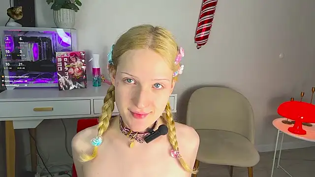 LollyCute's cam snapshot