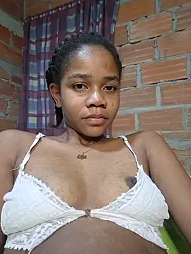 Luciia_cute live sex cam