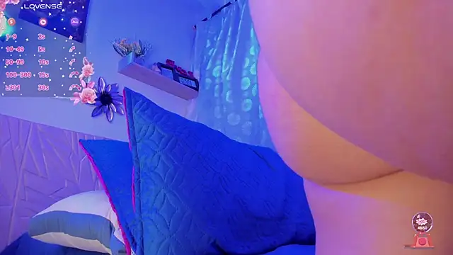 ZaraWest's cam snapshot