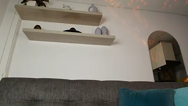 Robyn_Miller live sex cam