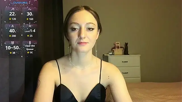 white_liillyy's cam snapshot