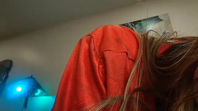 lavender_spits's cam snapshot