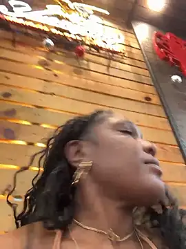 TilaTotti live sex cam