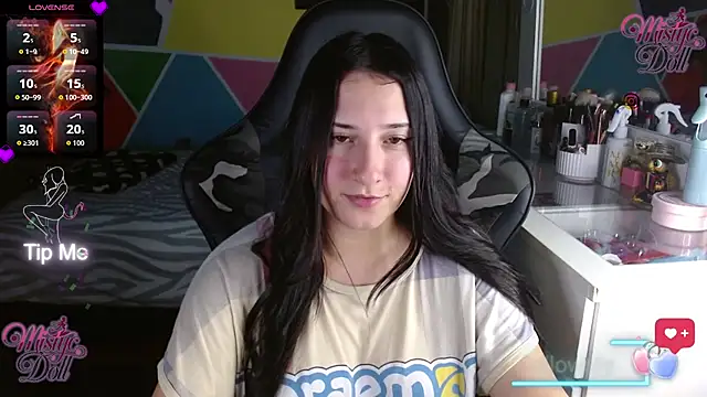 Mysticdooll69's cam snapshot