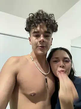RedNDizzy live sex cam