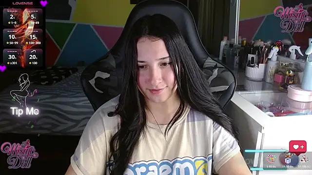 Mysticdooll69's cam snapshot