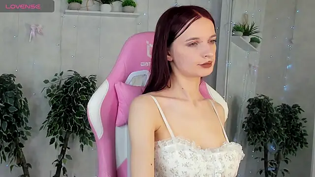 Alicia_Adammss's cam snapshot