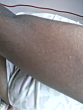 Royal-girl78 live sex cam