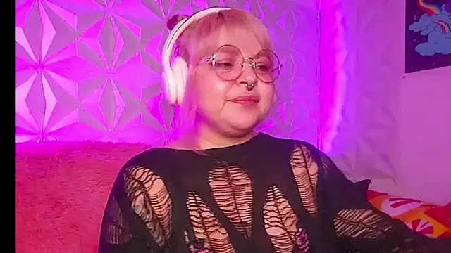 Satyn_doll's cam snapshot