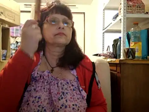 Samantha_Squirt@xh live sex cam