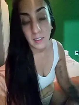 Milenamoon22's cam snapshot