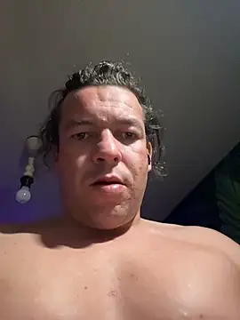 miguel910921 live sex cam