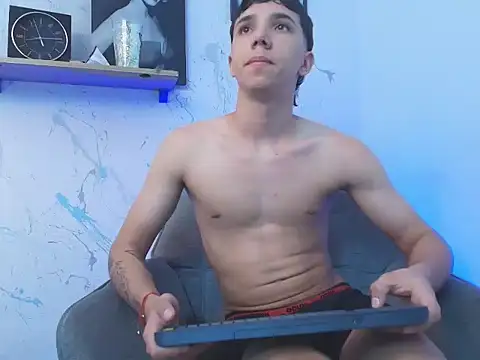 andy_miller5's cam snapshot