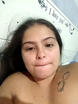 yatzuriperrita live sex cam