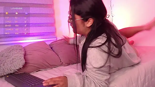 Megan_FE's cam snapshot