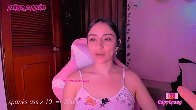 gabyye_capprins's cam snapshot