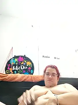 karlythoth@xh's cam snapshot