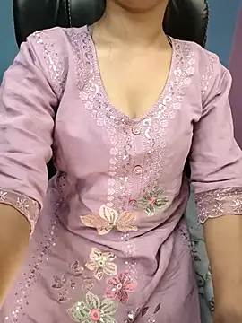 Aditi_1 live sex cam