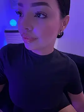 JennLeMoka's cam snapshot