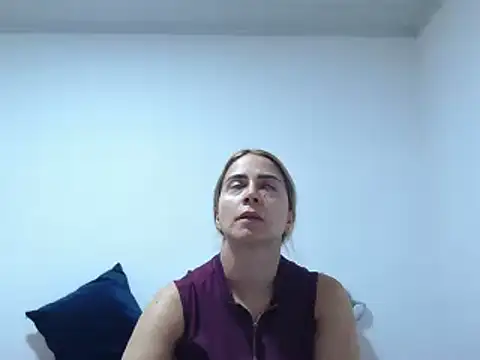 Lunazina's cam snapshot