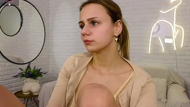 Wendy_D0ll's cam snapshot