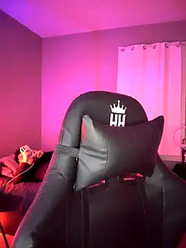 perversus12's cam snapshot