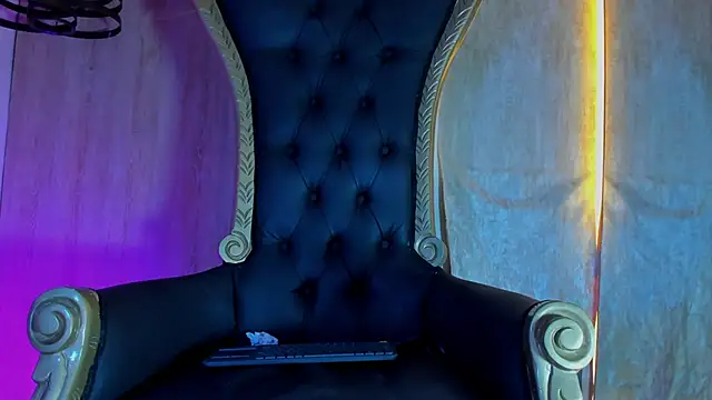 thaddeus_king live sex cam