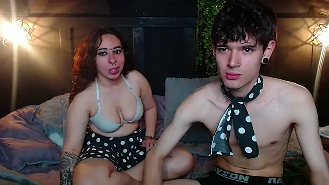 moonandzuko's cam snapshot