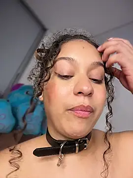 Shara_dreams's cam snapshot