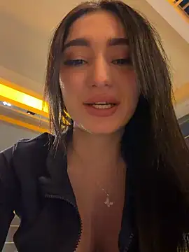 Maddy_Jones's cam snapshot