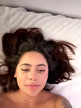 Aryrosee live sex cam