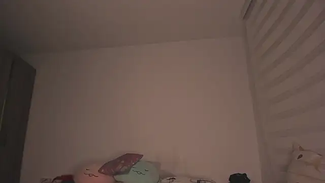 K2xxKrawl's cam snapshot