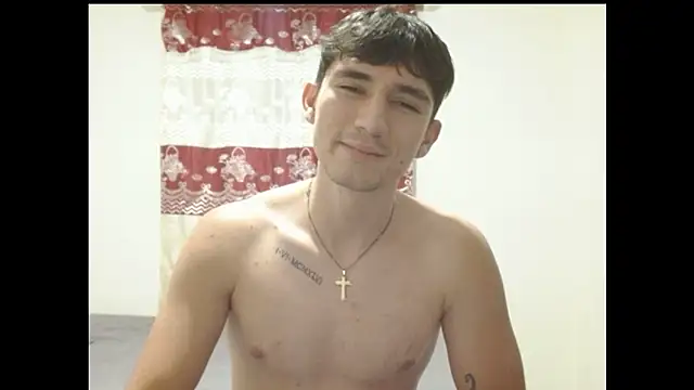 ChicoMaloFfF live sex cam