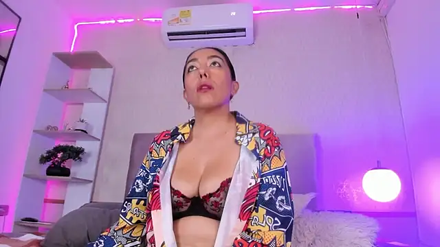 Evagatte's cam snapshot