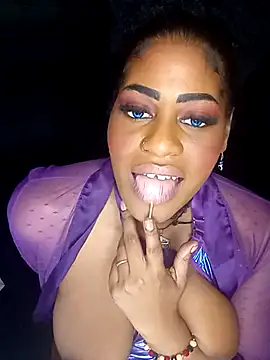 AmazonianMistress live sex cam