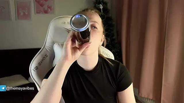 Maya_Rave live sex cam