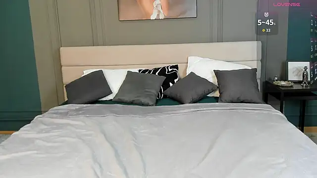 Adele_Shy_ live sex cam