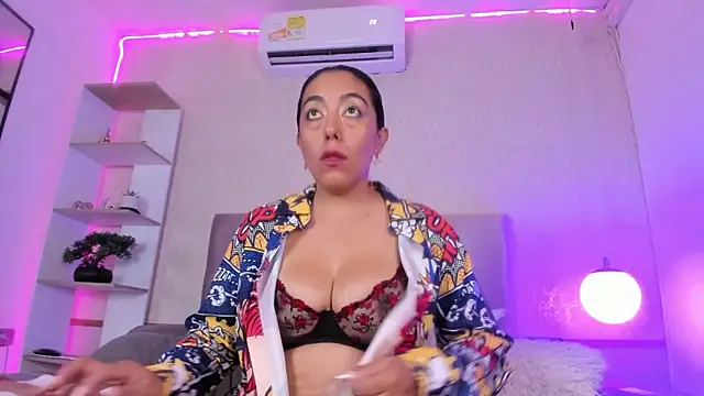 Evagatte's cam snapshot