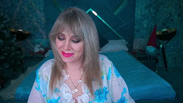 CandyLadyyy's cam snapshot