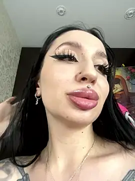 Molly__Moon's cam snapshot